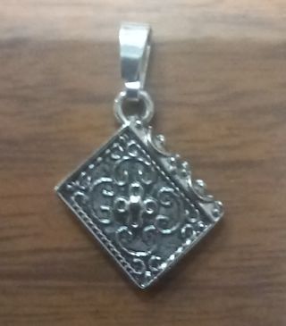 colgante biblia holi bible en plata de ley macizo