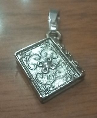 colgante biblia holi bible en plata de ley macizo