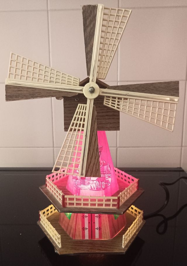 ANTIGUA LAMPARA MOLINO 