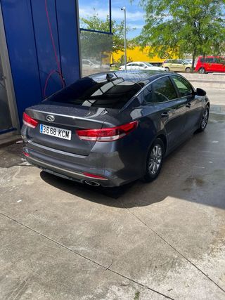 KIA Optima 2017