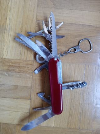 Navaja suiza multiusos 