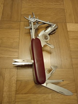 Navaja suiza multiusos 