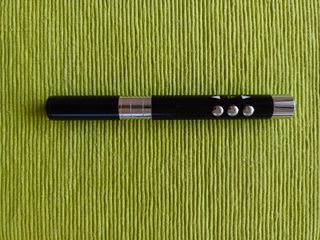 Bluetooth Laser pointer and slide changer