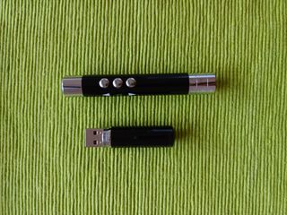 Bluetooth Laser pointer and slide changer