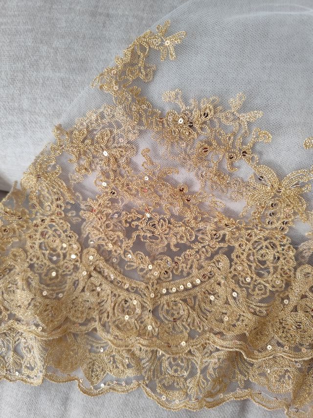 Manteletas fallera adulta, sin estrenar.