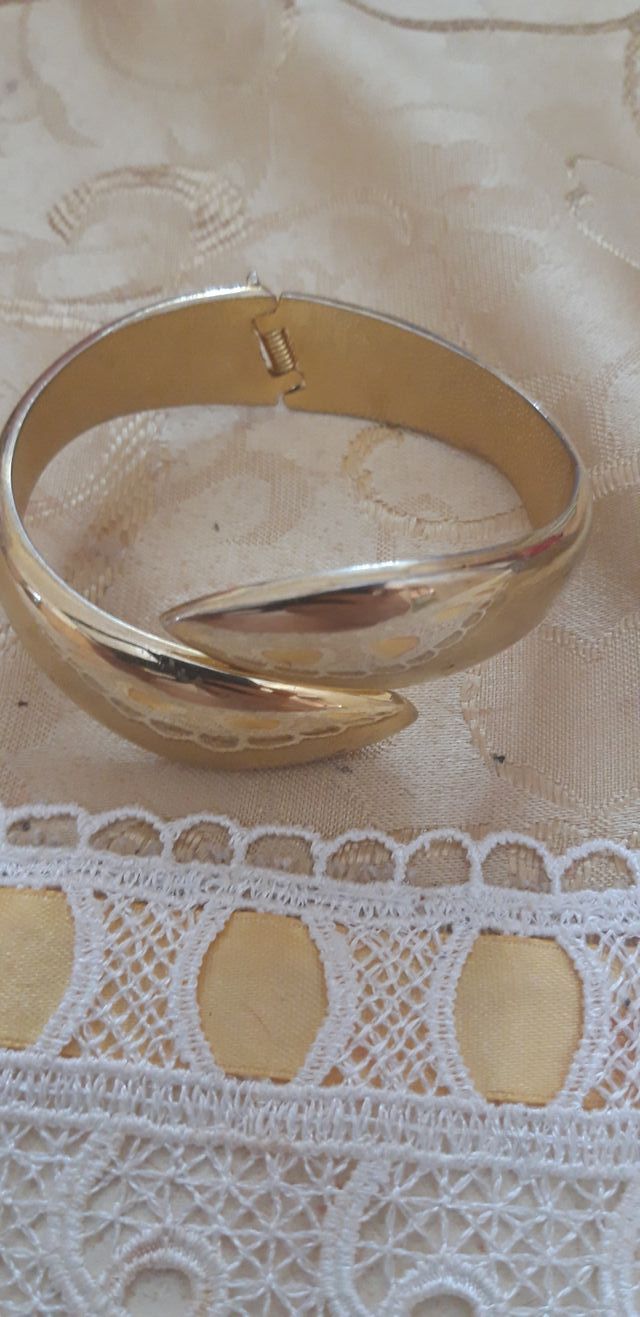 SET 4 BRACCIALI RIGIDI