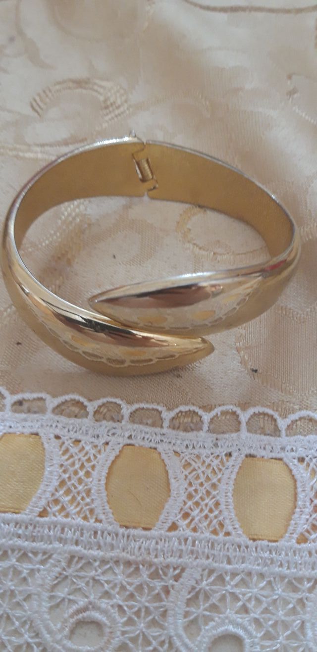 SET 4 BRACCIALI RIGIDI