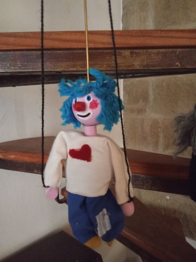 Princesa, bruja, payaso titere