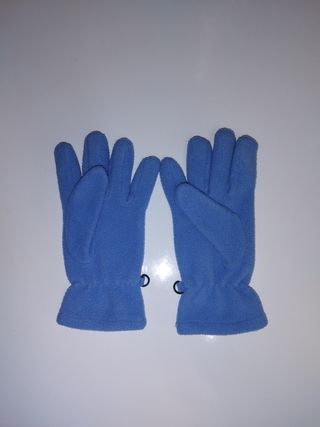 Guantes azules de invierno 