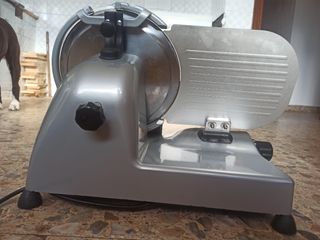 Cortadora de fiambre pequeña