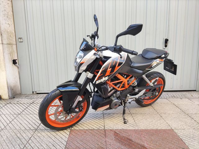 Ktm Duke 390 4T Blanco 2016 19001.Km
