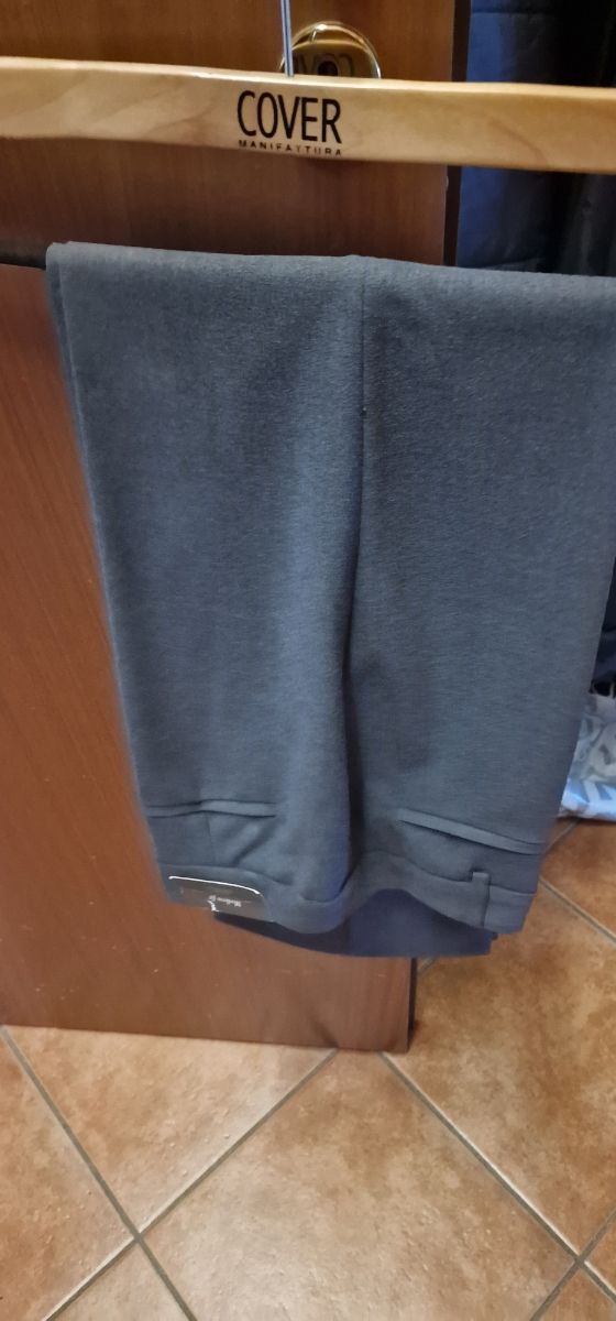 Pantalone modern fit grigio