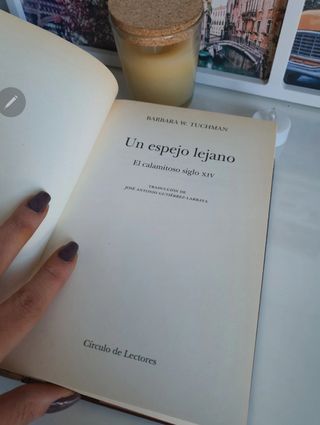 Un espejo lejano Barbara W. Tuchman