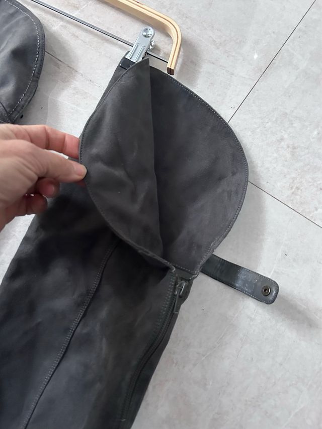 Botas altas planas talla 39