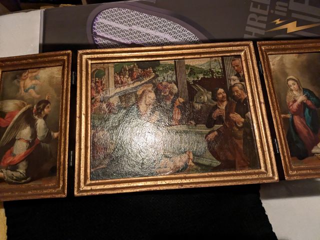 tríptico religioso antiguo