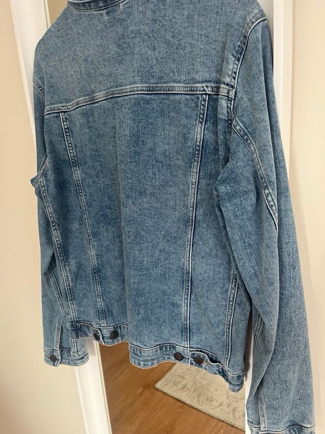 Cazadoras vaquera. Nueva