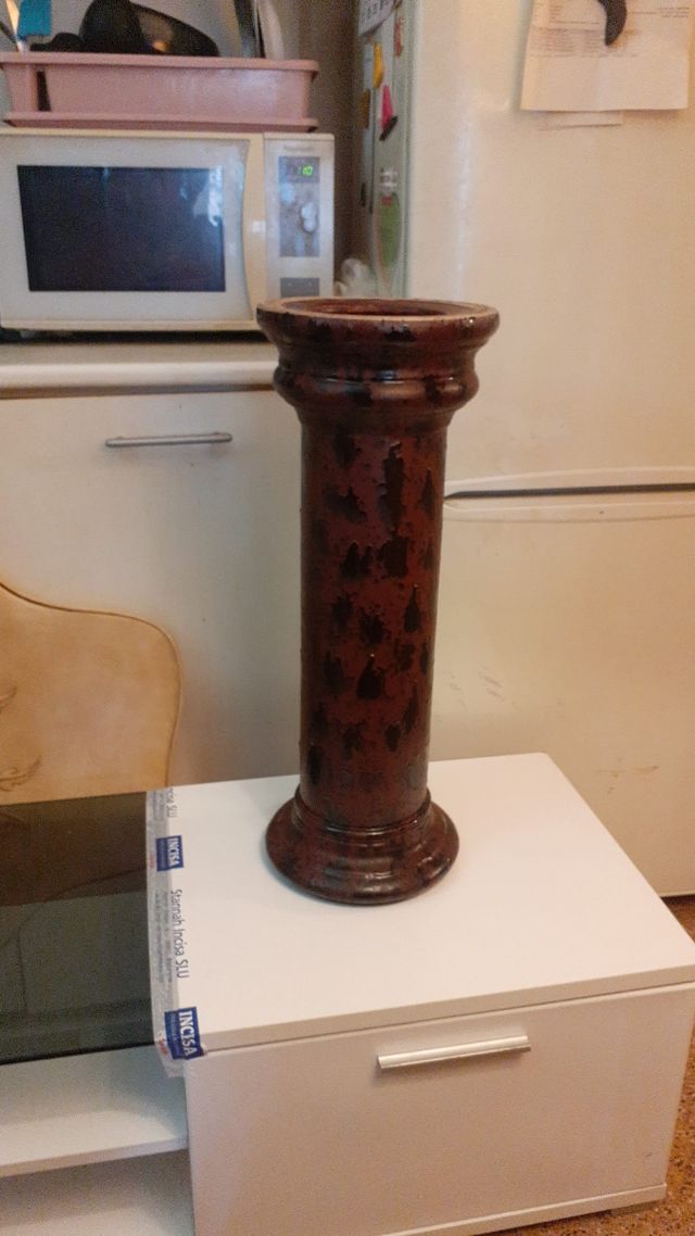 Columna de cerámica