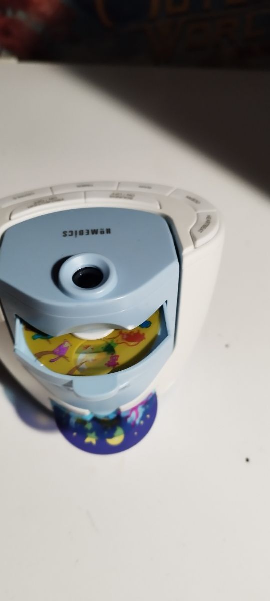 Altavoz proyector Homedics