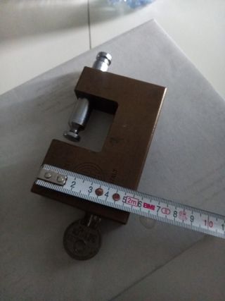 Lucchetto monoblocco