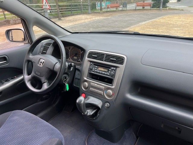 Honda Stream 2.0i ES Sport