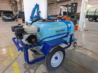 CUBA ARRASTRADA 300 LITROS FUMIGACION