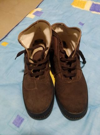 Botas estilo chirucas