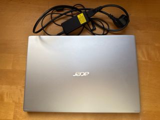 Portátil Acer Aspire 5