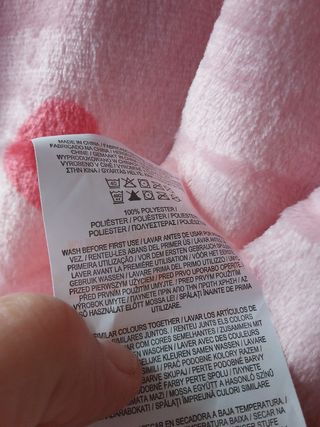 Manta multiusos corazones coralina 120x190