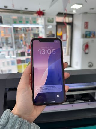 IPHONE 11 128GB COMO NUEVO