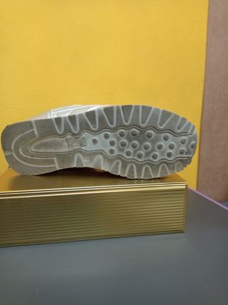 Bambas Reebok plateadas