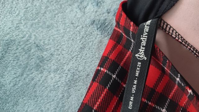 Vestido elástico ajustado. Talla M