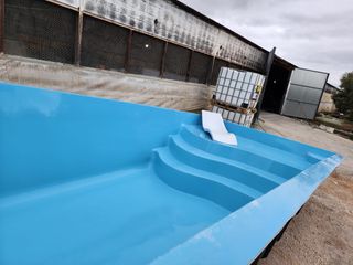 Piscina con playa 7x3