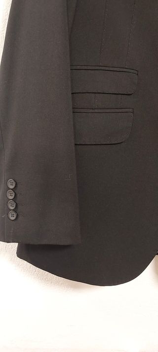 traje hombre negro
