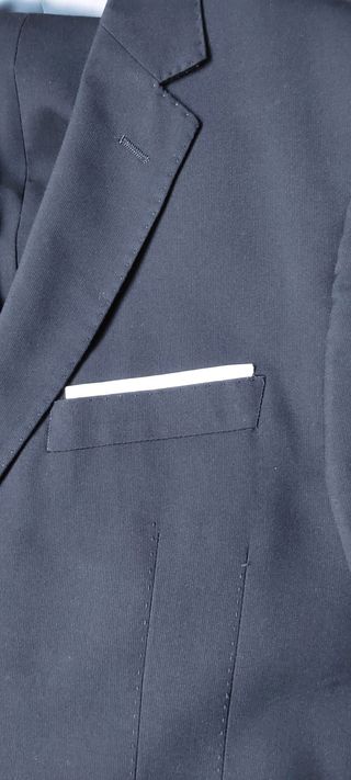 traje hombre negro
