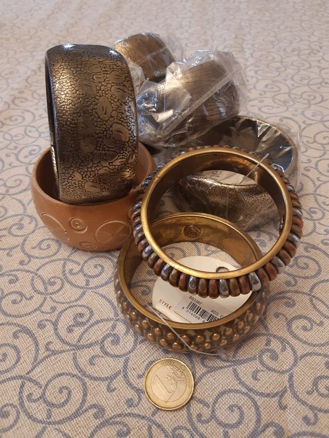 bigiotteria  varia di qualita'