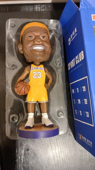 Figura de LeBron James 22cm
