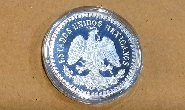 Moneda 50 Pesos Méjico, Replica.