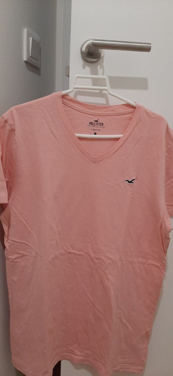 Camiseta Hollister