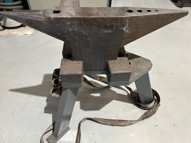 Yunque hofi anvil 120 kg