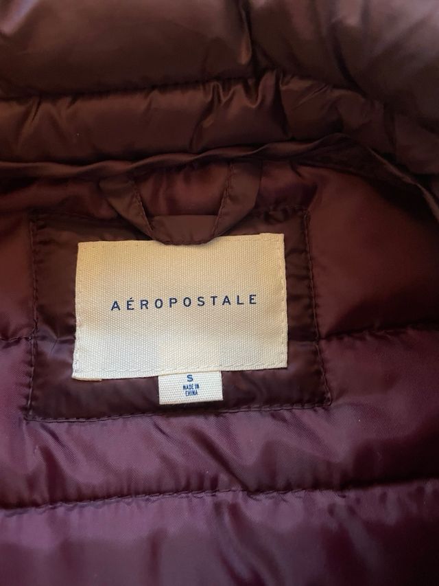 Chaleco Aeropostale burdeos granate nuevo talla S