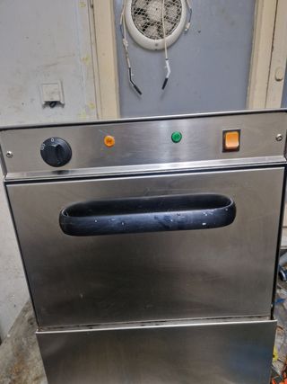 Lavavajillas industrial