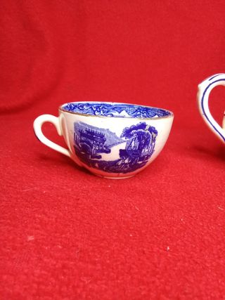 Tetera y taza cartuja de Sevilla