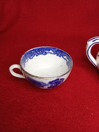 Tetera y taza cartuja de Sevilla
