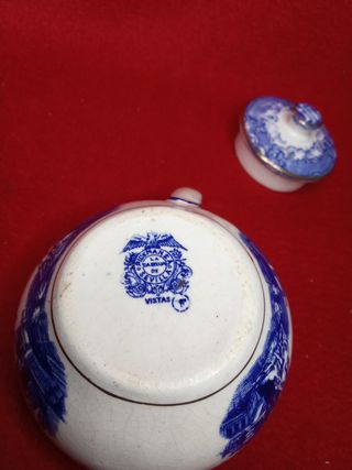 Tetera y taza cartuja de Sevilla