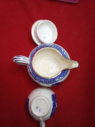 Tetera y taza cartuja de Sevilla