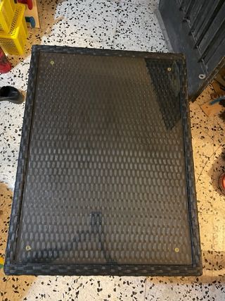 Mesa terraza y jardín