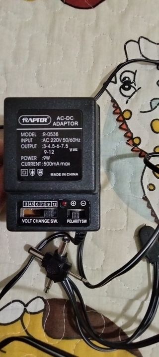 Vendo cargador Universal
