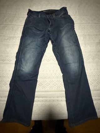 Vaqueros moto Revit PHILLY 2