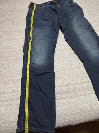 Vaqueros moto Revit PHILLY 2