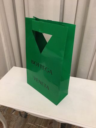 Busta Bottega Veneta
